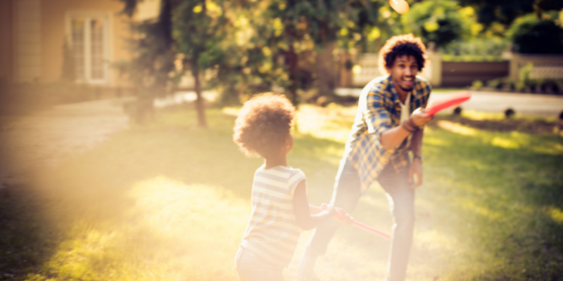 Casa com quintal: vantagens da área externa